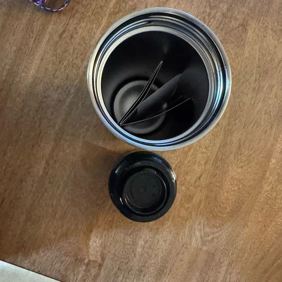 YETI-RAMBLER 18 OZ HOT SHOT BOTTLE Canopy Green NWT - Picture 8 of 11